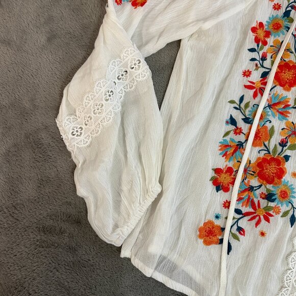 Savanna Jane White Embroidered Peasant Boho Blouse Shirt Top SMALL Long Sleeve - Picture 2 of 6